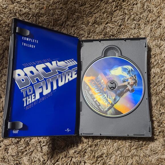 Back to the Future - The Complete Trilogy (Full Screen Edition) - Picture 2 of 4